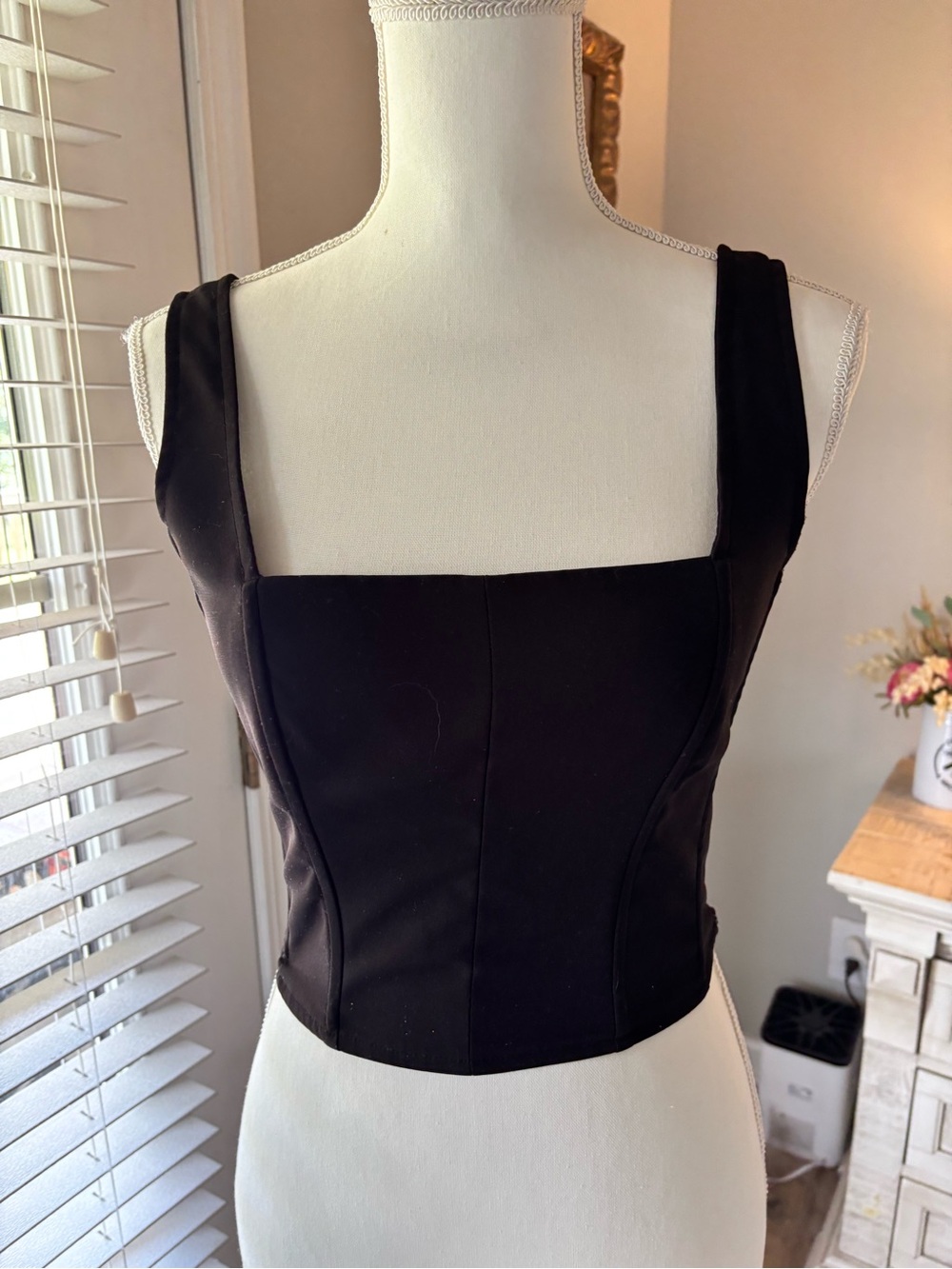 House of Harlow 1960 black boned corset top size small